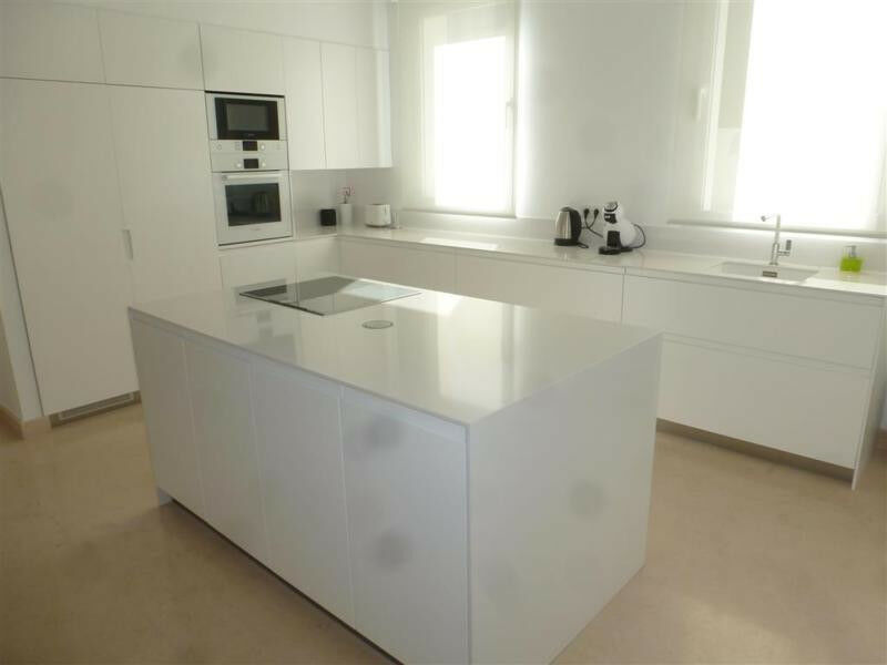 Detached Villa Guadalmina Baja Málaga - image 14