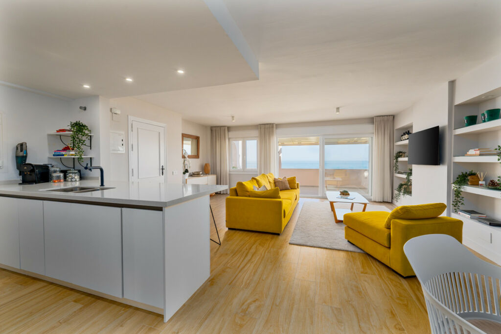 Middle Floor Apartment Estepona Málaga - image 14