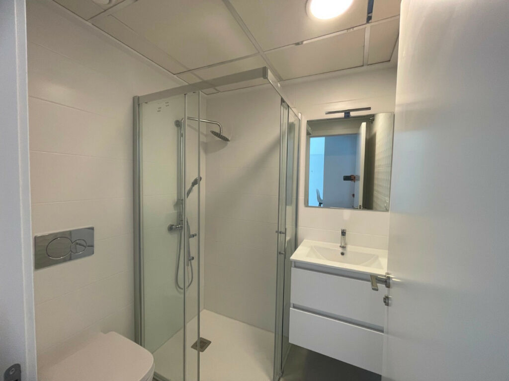 Middle Floor Apartment Villamartin Alicante - image 14