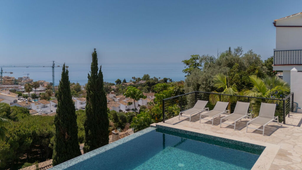 Detached Villa Torremuelle Málaga - image 14
