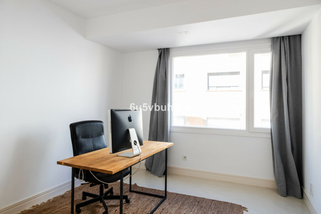 Middle Floor Apartment Málaga Málaga - image 14