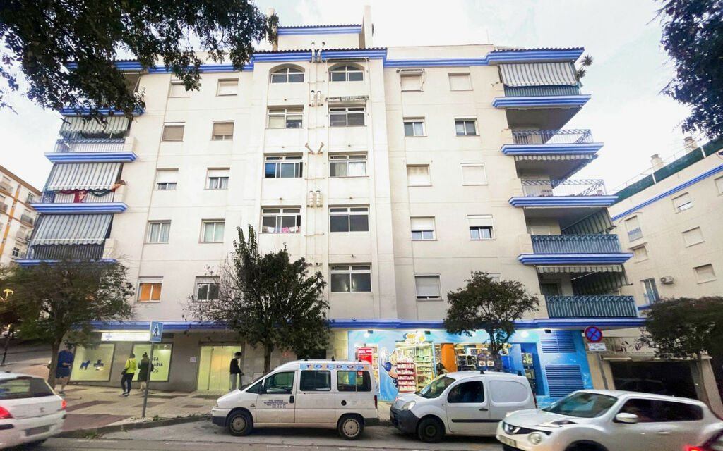 Ground Floor Apartment Estepona Málaga - image 14