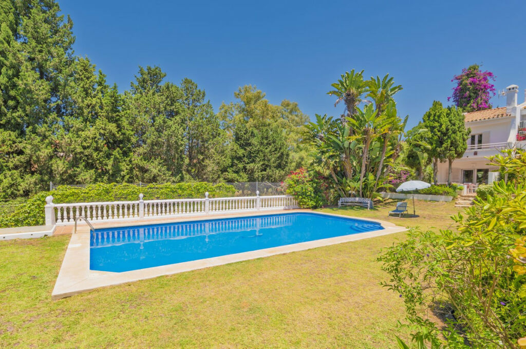Semi-Detached House Artola Málaga - image 14
