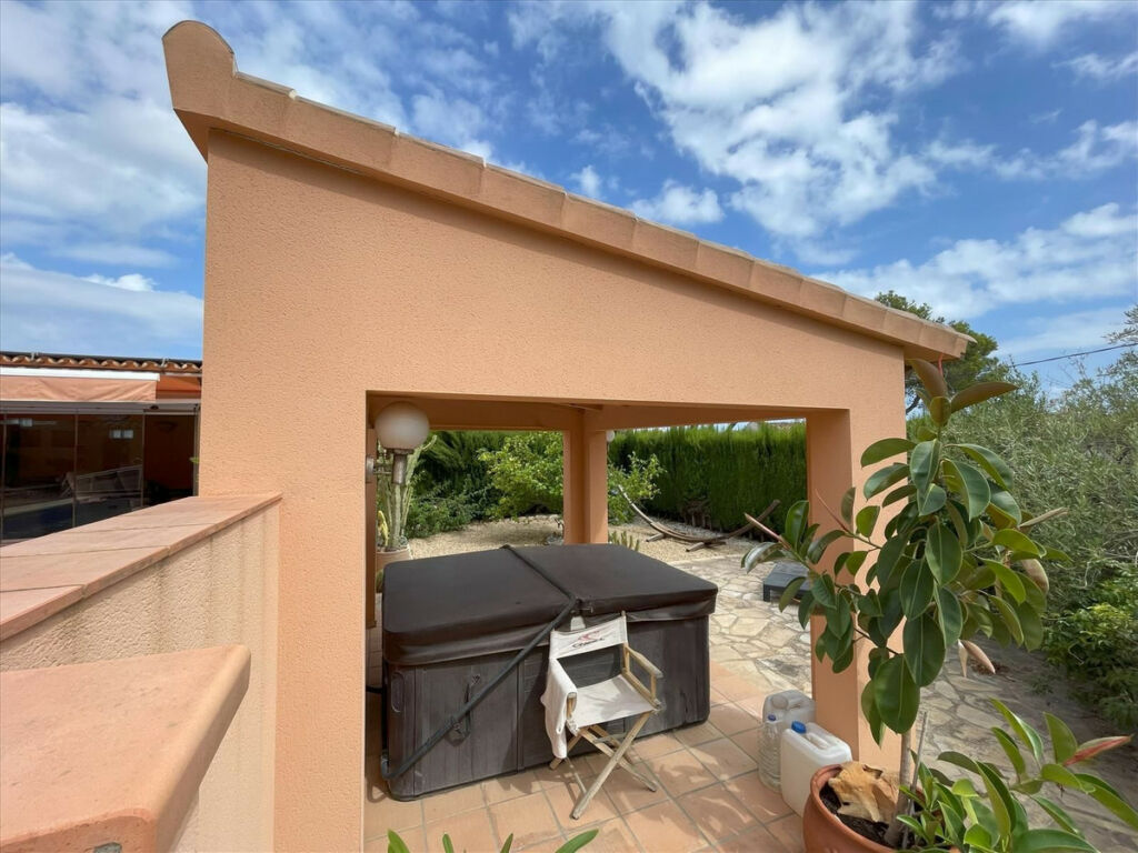 Detached Villa Moraira Alicante - image 8