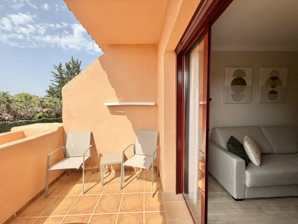 Middle Floor Apartment Benahavís Málaga - image 14