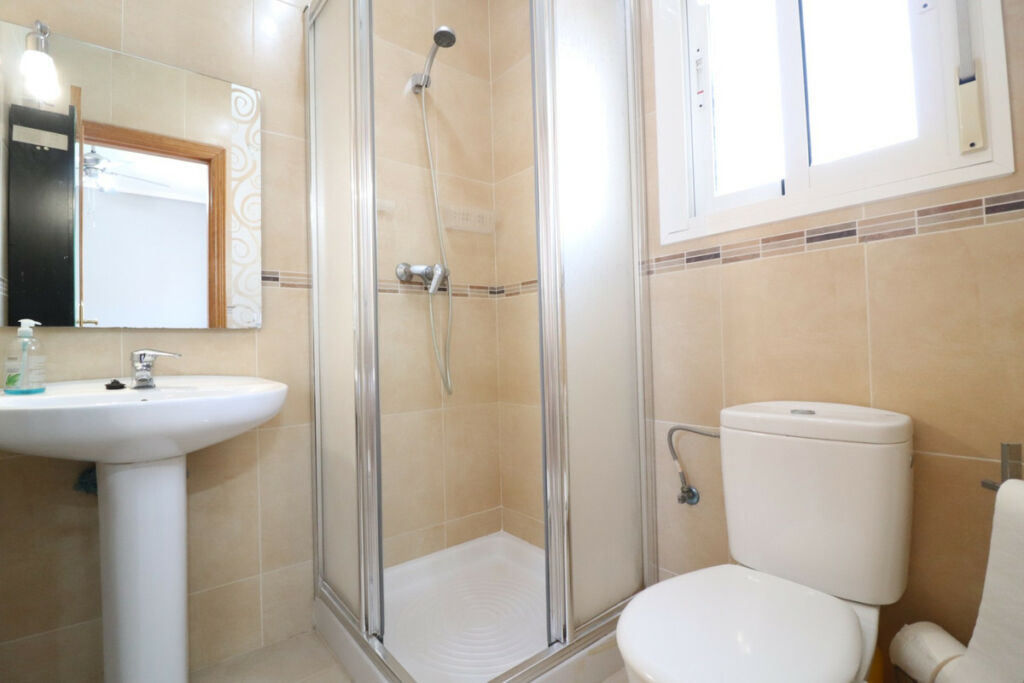 Detached Villa Rojales Hills Alicante - image 15