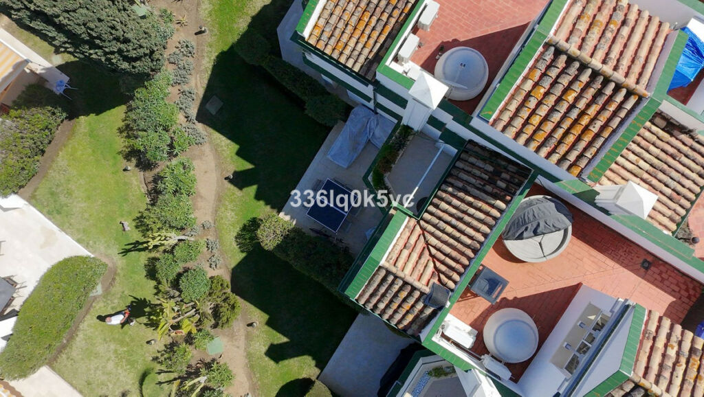 Townhouse Estepona Málaga - image 15