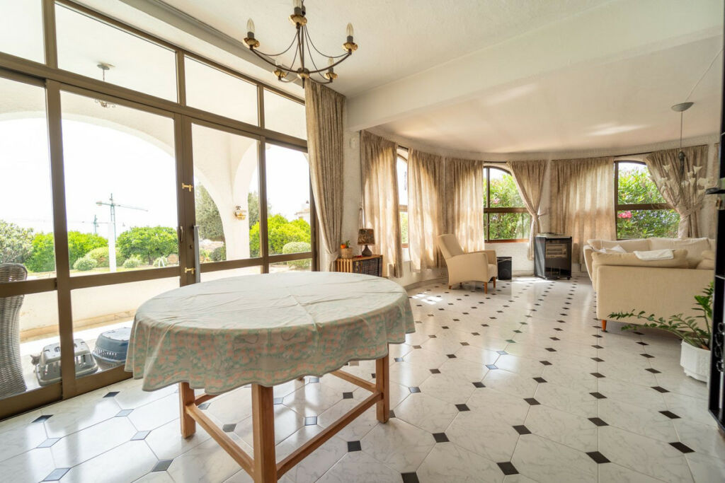Detached Villa Torremuelle Málaga - image 15