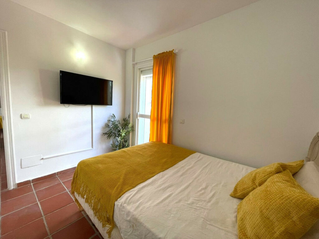 Top Floor Apartment Manilva Málaga - image 15