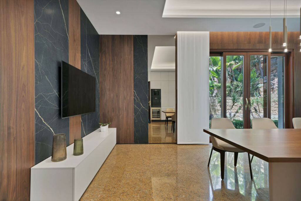 Detached Villa Sierra Blanca Málaga - image 15