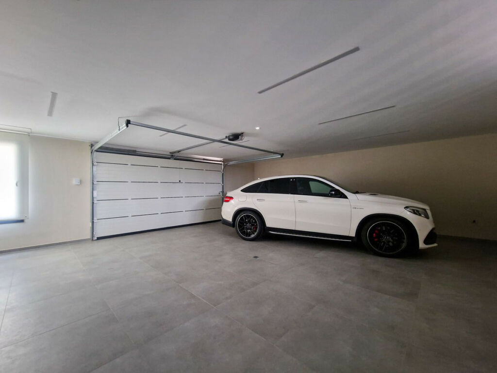 Detached Villa Marbella Málaga - image 20