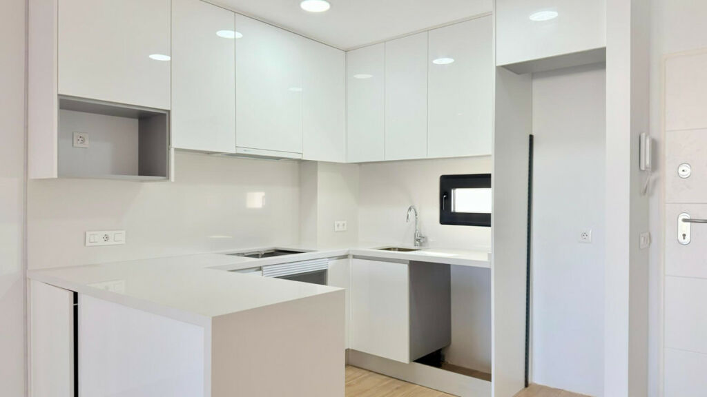Middle Floor Apartment Finestrat Alicante - image 15