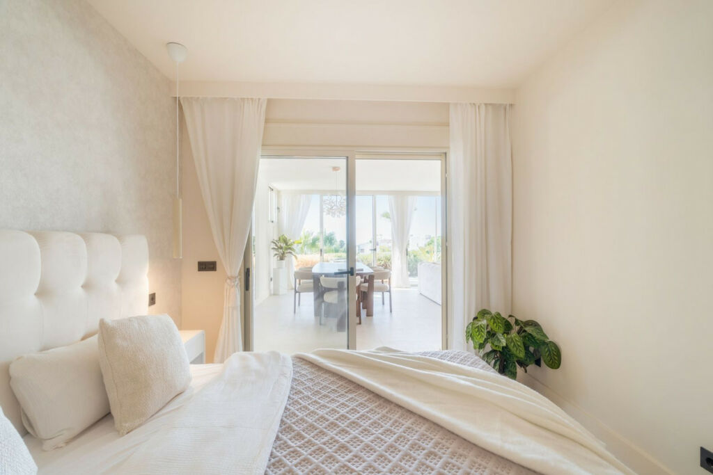 Ground Floor Apartment Nueva Andalucía Málaga - image 12