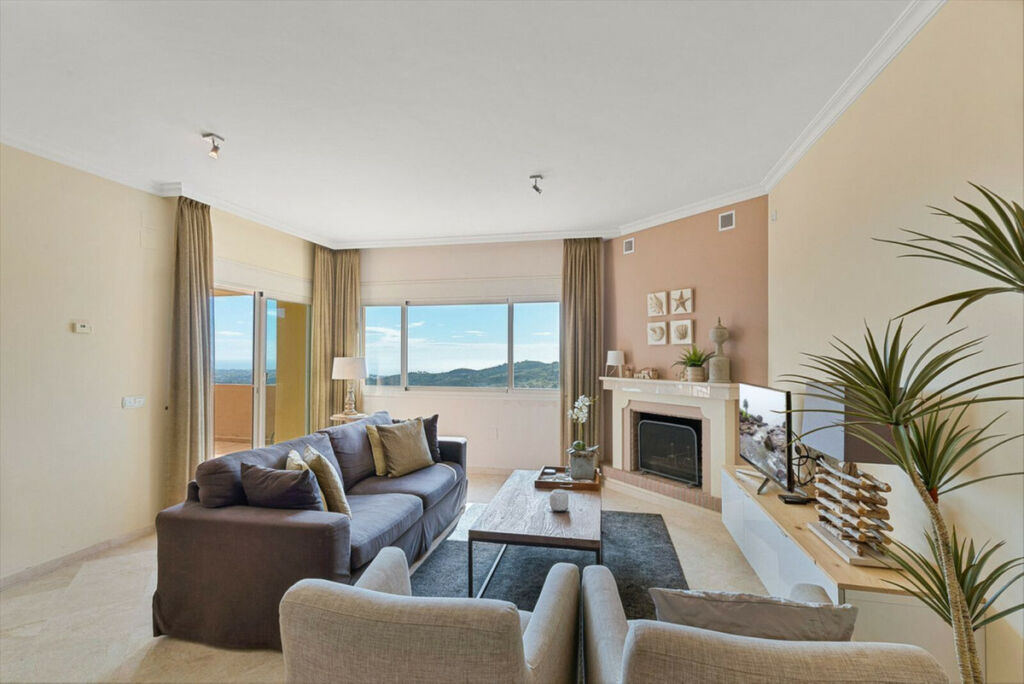Penthouse Ojén Málaga - image 15