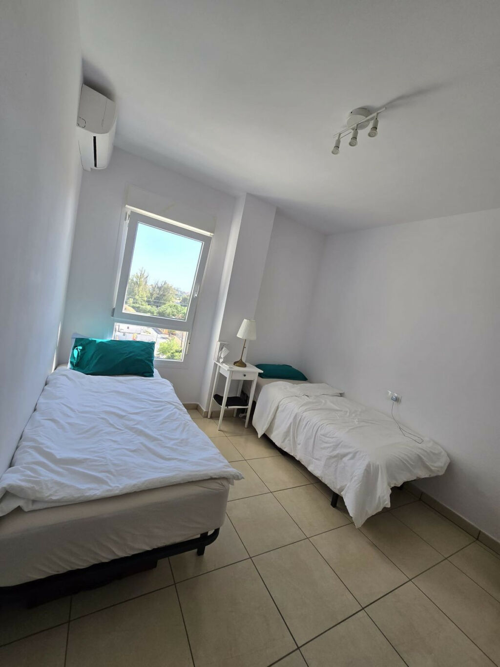 Middle Floor Apartment Nueva Andalucía Málaga - image 15