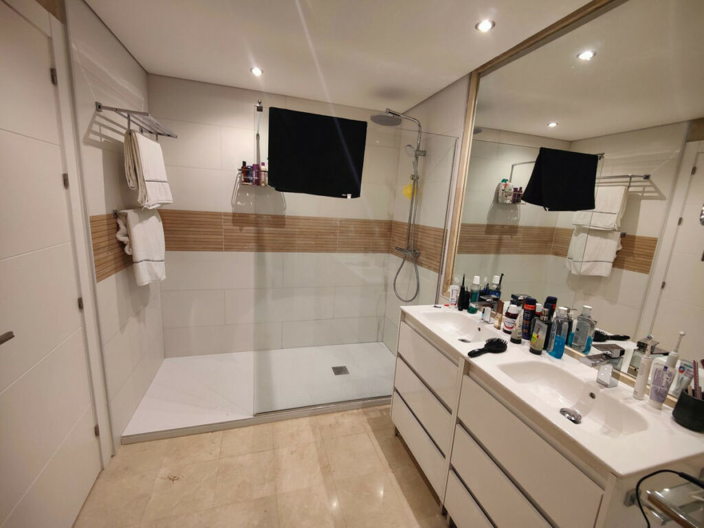 Ground Floor Apartment Puerto Banús Málaga - image 15