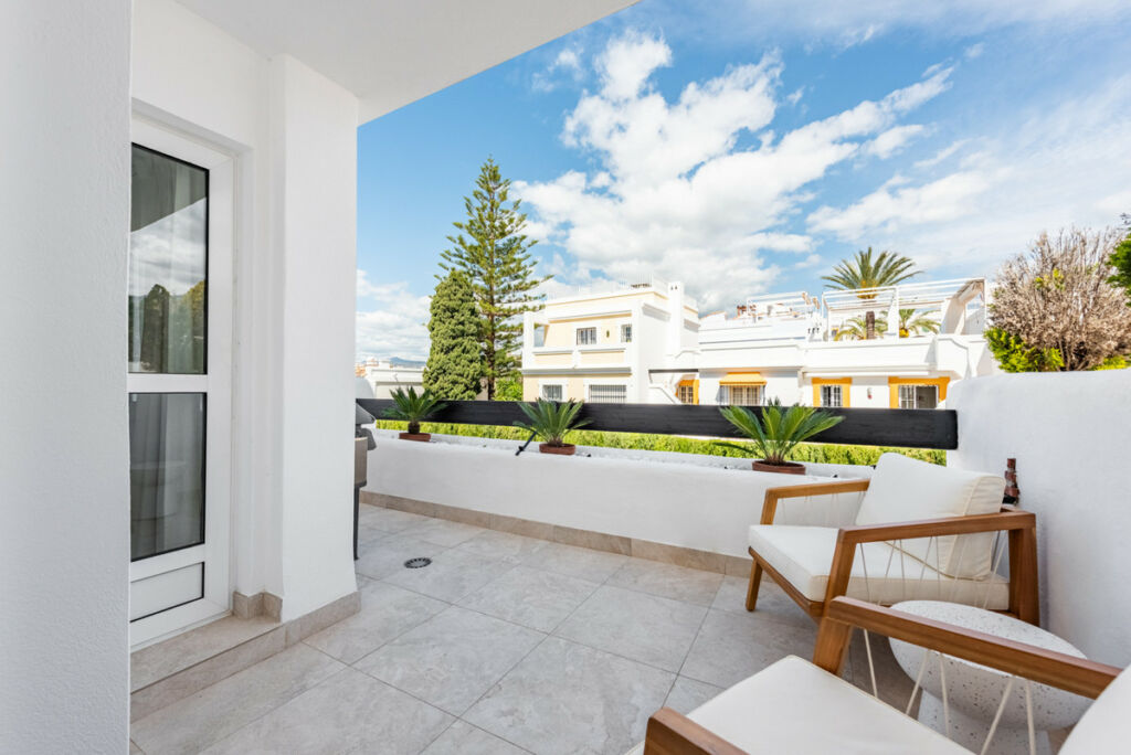 Penthouse Nueva Andalucía Málaga - image 15