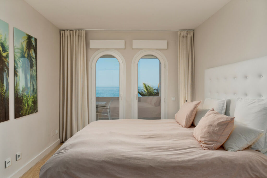 Middle Floor Apartment Estepona Málaga - image 15