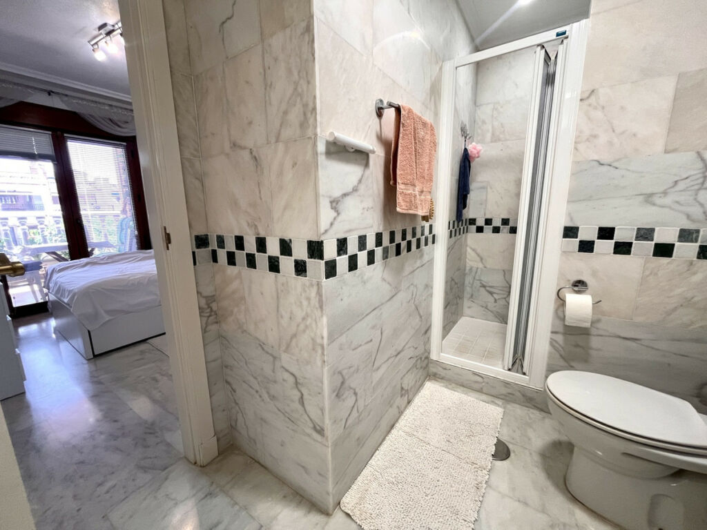 Middle Floor Apartment Los Dolses Alicante - image 15
