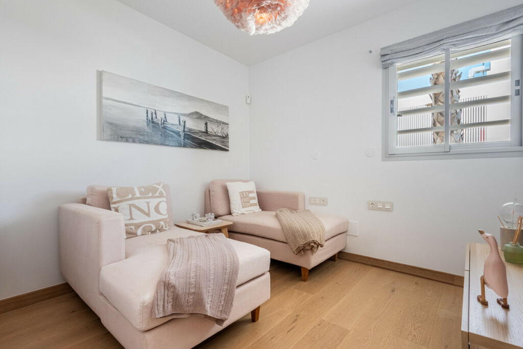 Middle Floor Apartment Fuengirola Málaga - image 14
