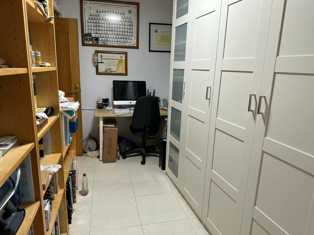 Middle Floor Apartment Benidorm Alicante - image 15