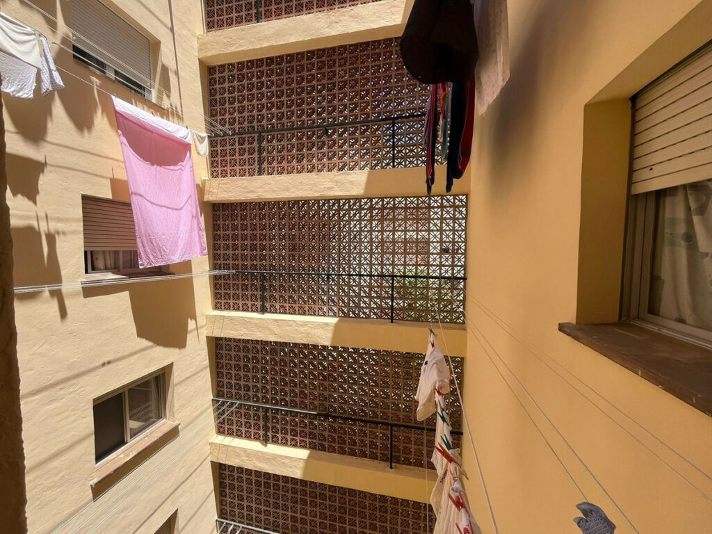 Middle Floor Apartment Estepona Málaga - image 15