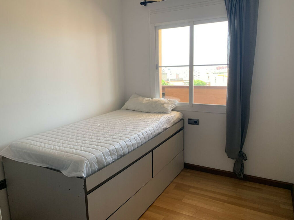 Middle Floor Apartment Estepona Málaga - image 15