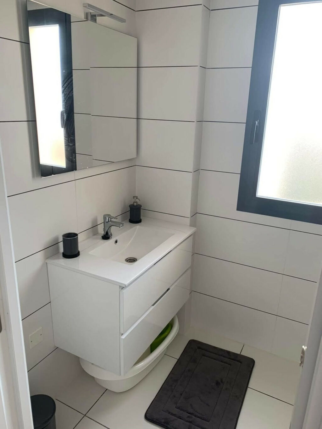 Middle Floor Apartment Villamartin Alicante - image 14