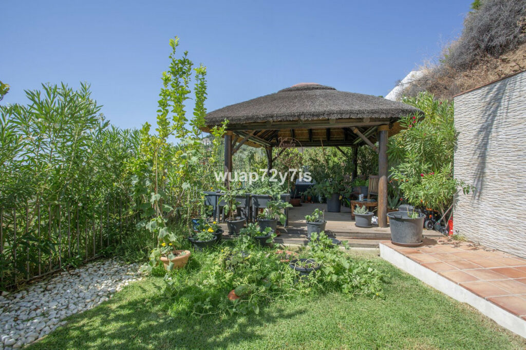 Detached Villa Benahavís Málaga - image 15