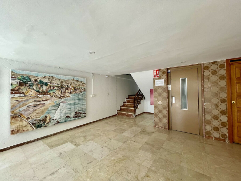 Middle Floor Studio Nerja Málaga - image 15