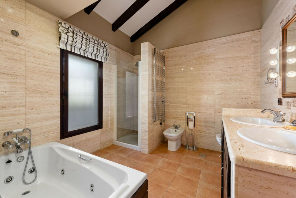 Detached Villa Alhaurín de la Torre Málaga - image 15