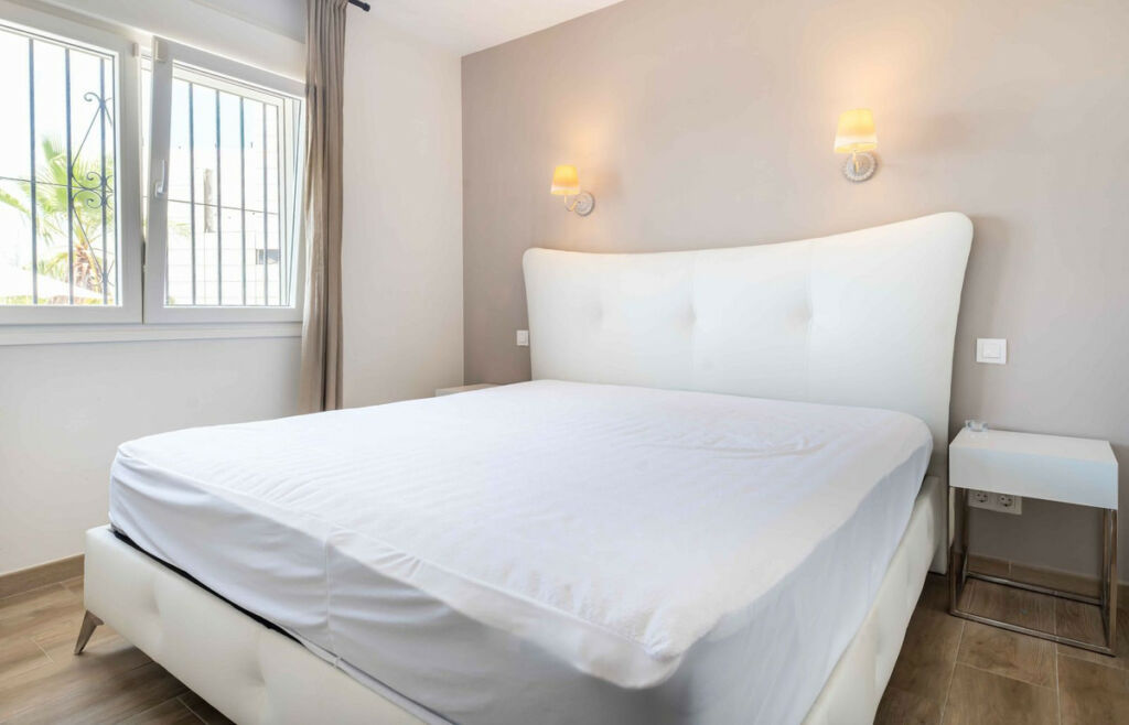 Detached Villa Torreblanca Málaga - image 15