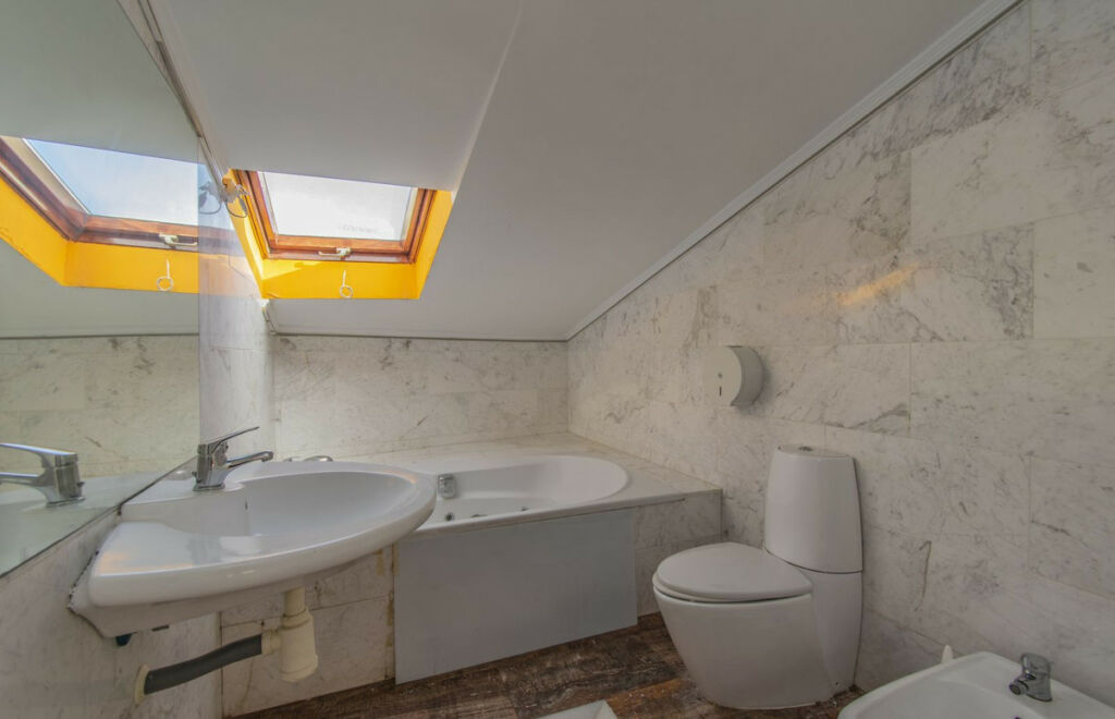 Penthouse Torrequebrada Málaga - image 15
