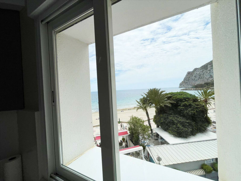 Middle Floor Apartment Calpe Alicante - image 15