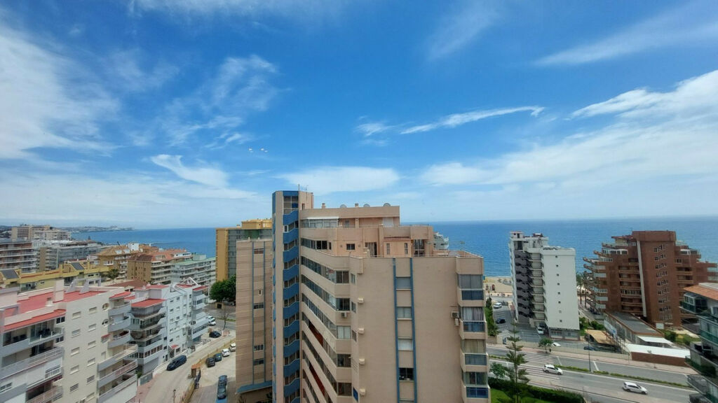 Penthouse Torreblanca Málaga - image 10