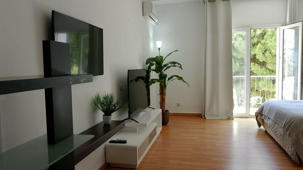 Middle Floor Studio Puerto Banús Málaga - image 16