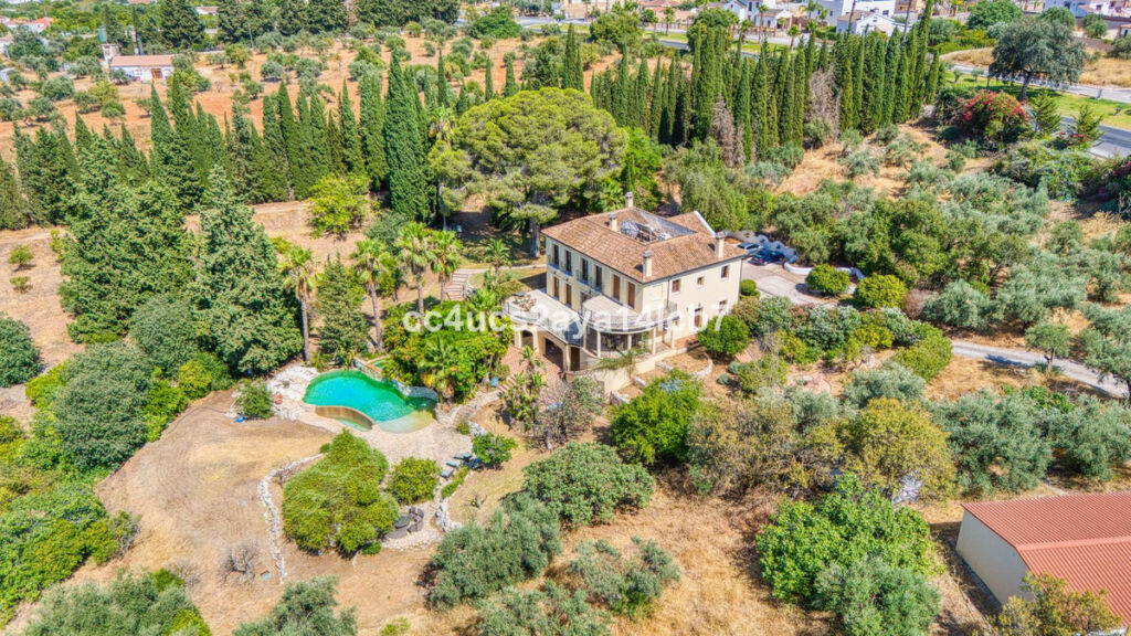 Detached Villa Alhaurín el Grande Málaga - image 15