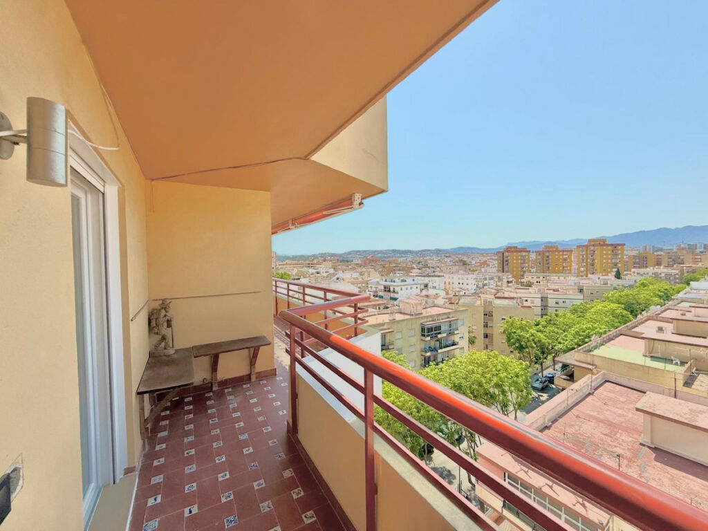Penthouse Fuengirola Málaga - image 15