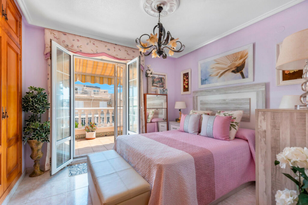 Detached Villa Torrevieja Alicante - image 14
