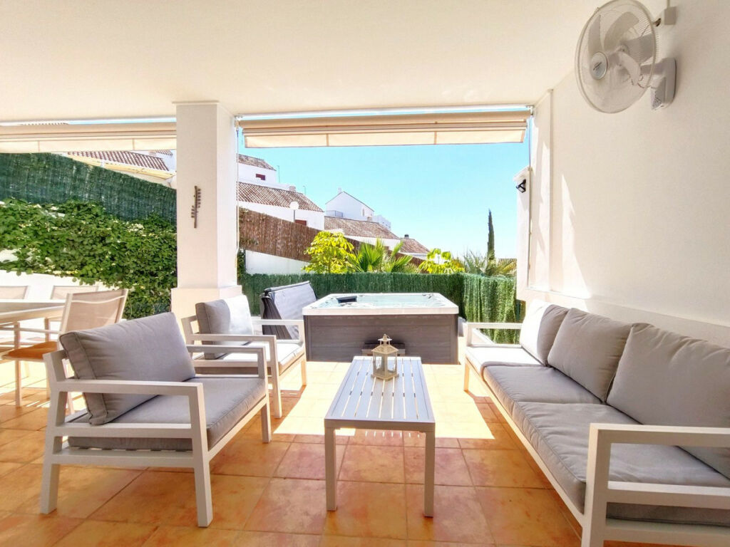 Semi-Detached House Casares Málaga - image 14