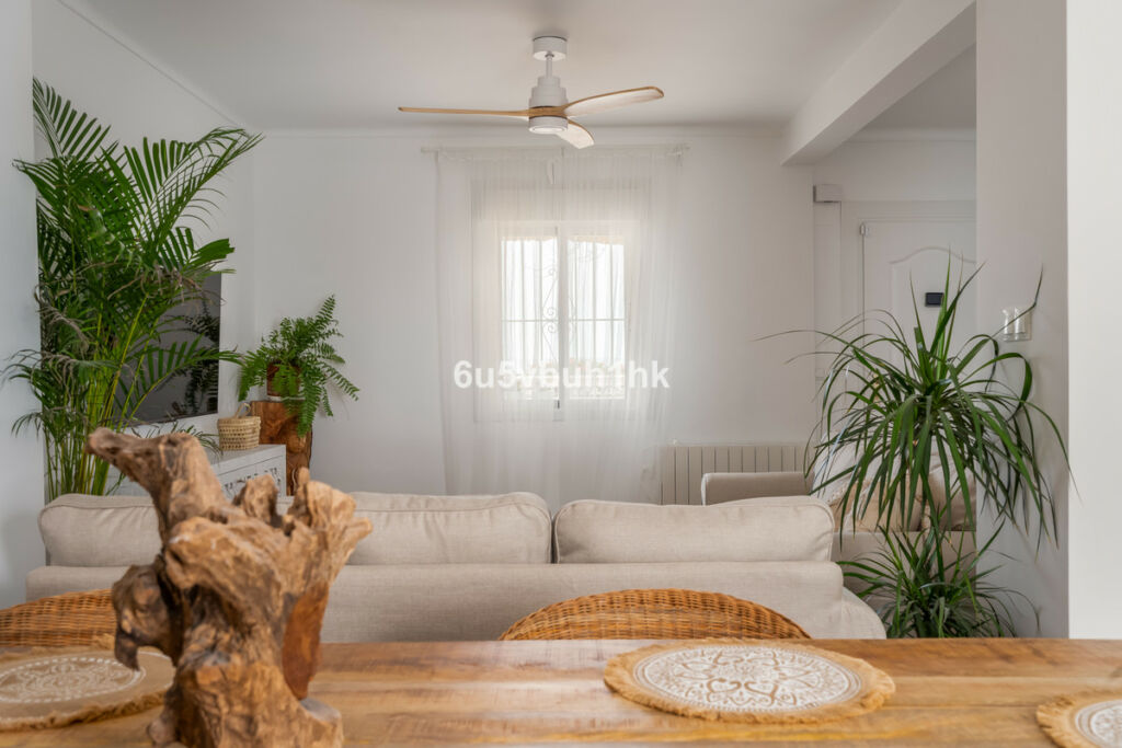 Townhouse Benajarafe Málaga - image 15