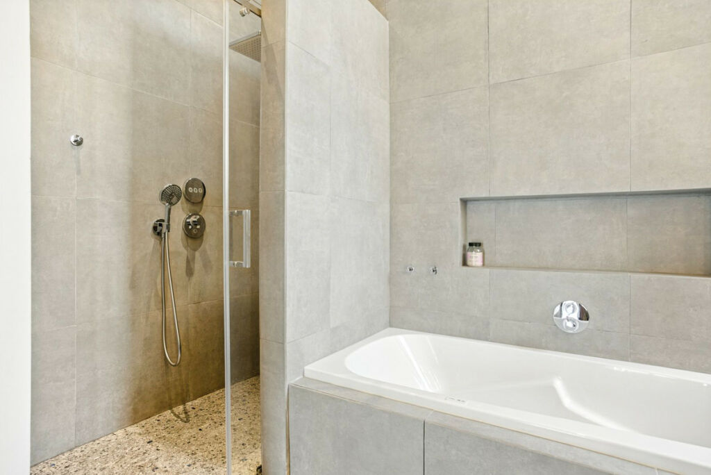 Detached Villa Elviria Málaga - image 15