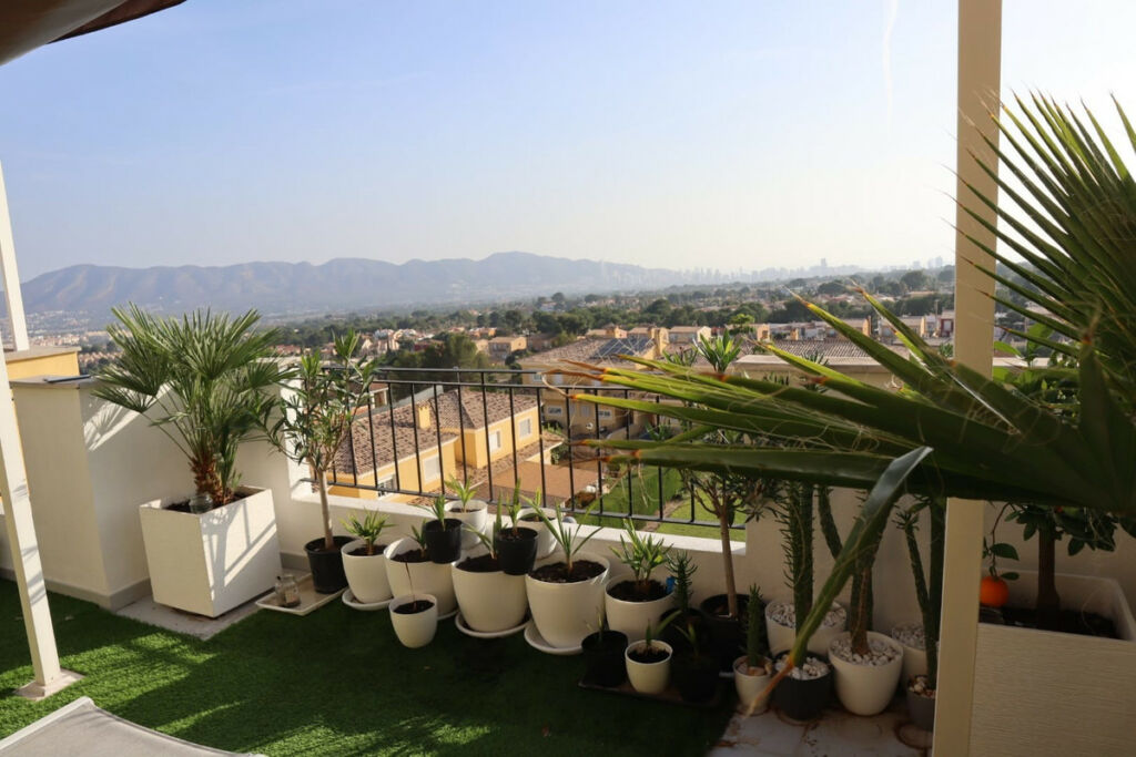 Detached Villa La Nucia Alicante - image 15