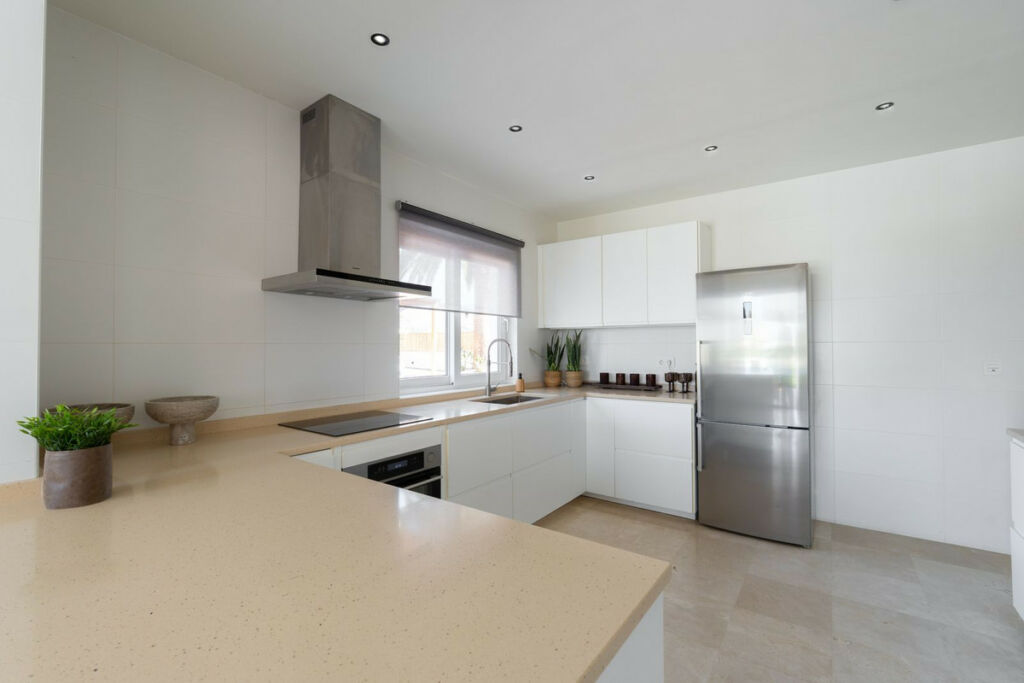 Detached Villa Guadalmina Alta Málaga - image 15