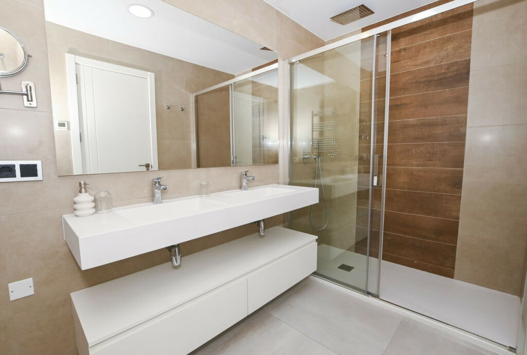 Middle Floor Apartment Benidorm Alicante - image 15