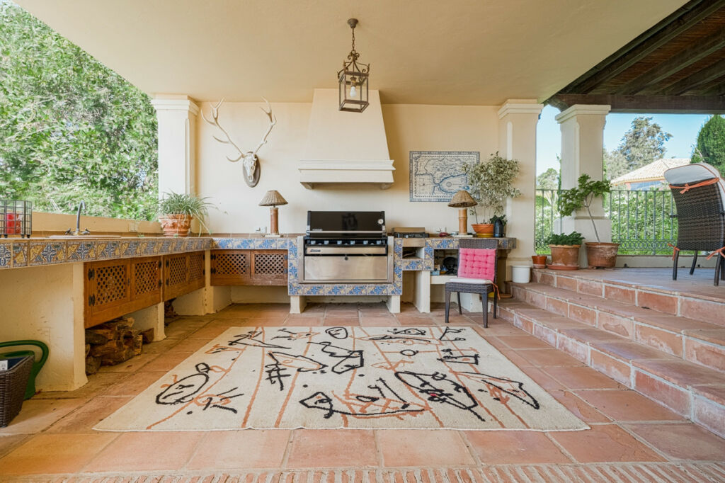 Detached Villa Sotogrande Cádiz - image 15