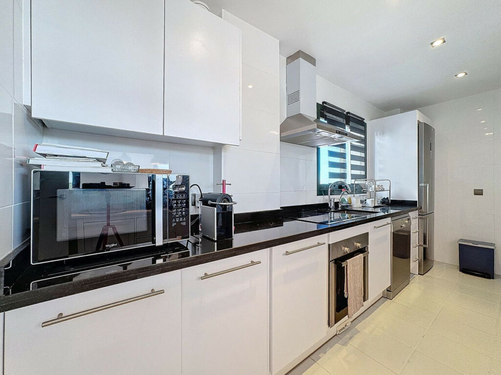 Penthouse Casares Málaga - image 16