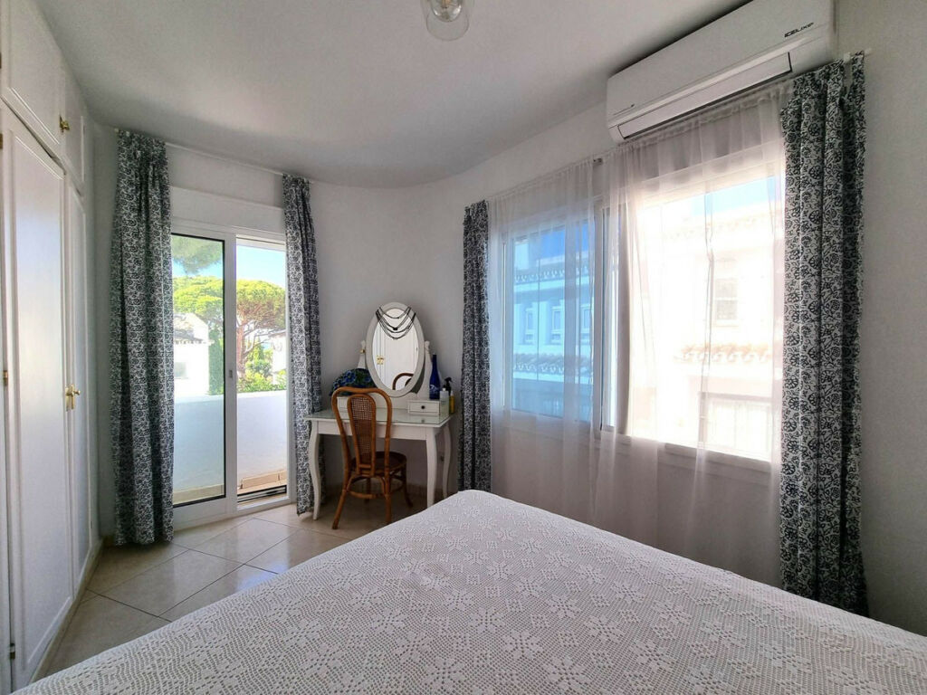 Semi-Detached House Calahonda Málaga - image 15