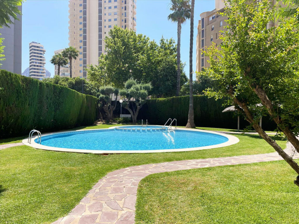 Middle Floor Apartment Calpe Alicante - image 15