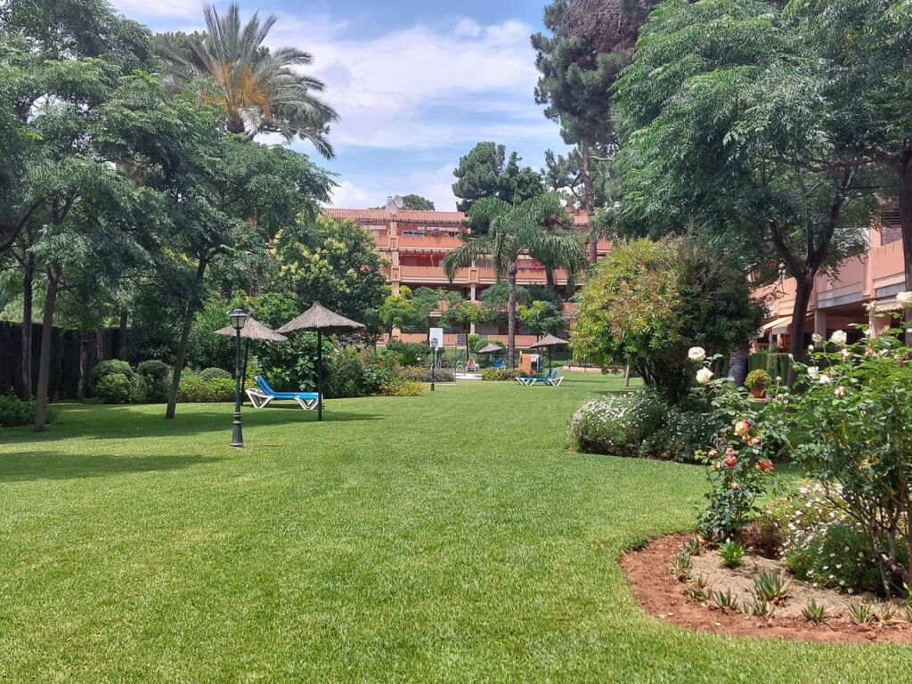 Penthouse Elviria Málaga - image 15